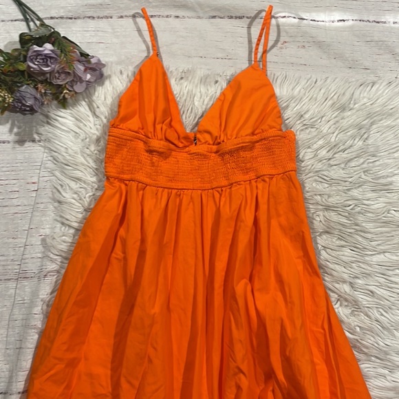 COPY - Zara Bright Orange Neon Smocked Crepe Midi Dress - Picture 9 of 10